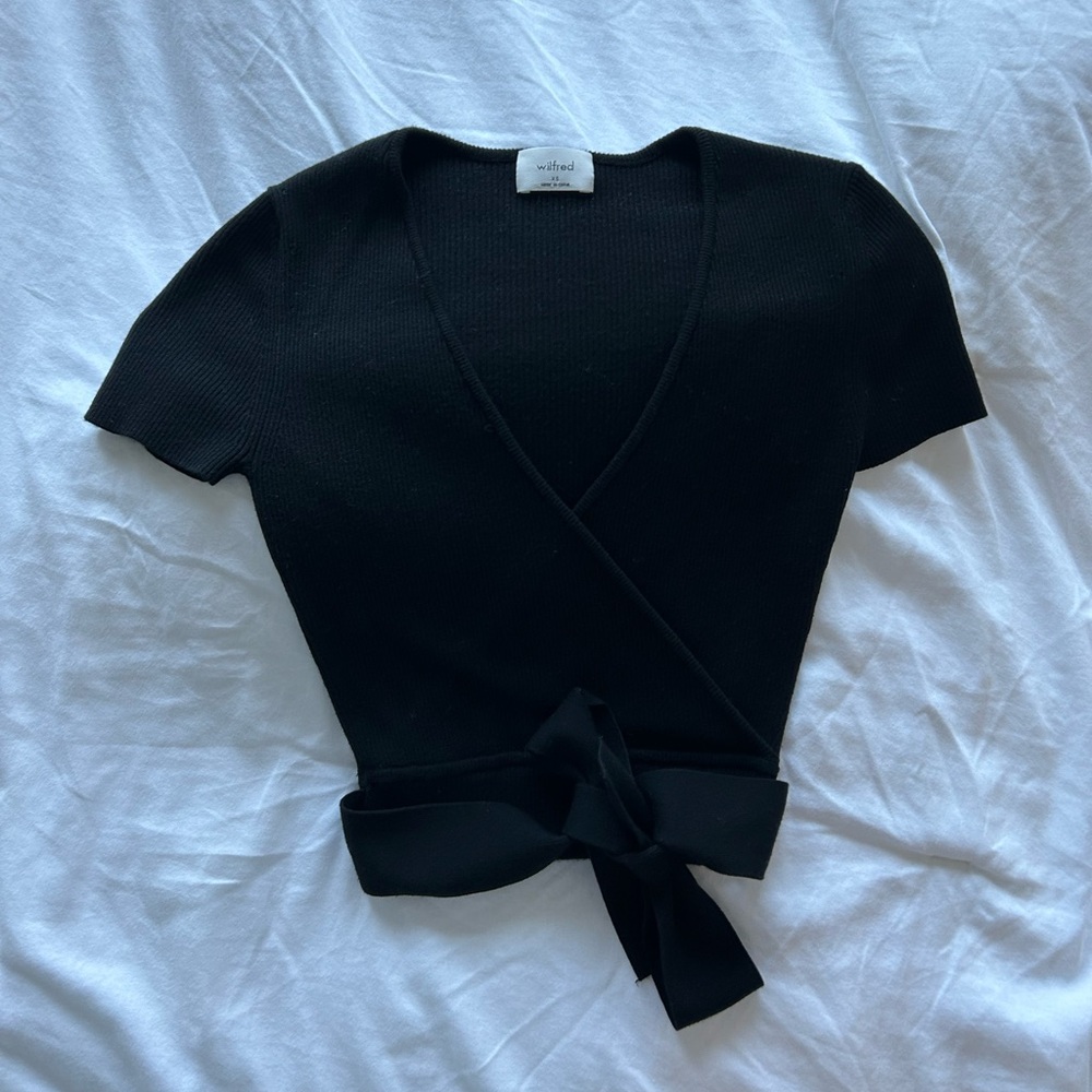 aritzia Wilfred all tied up top